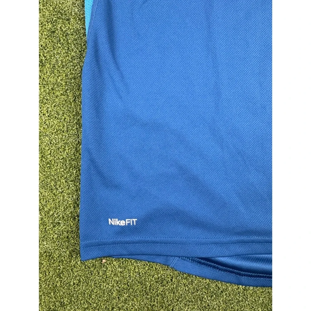 Nike Livestrong Sleeveless‎ Athletic Tank Top Mens Small Blue NikeFit Dri-Fit